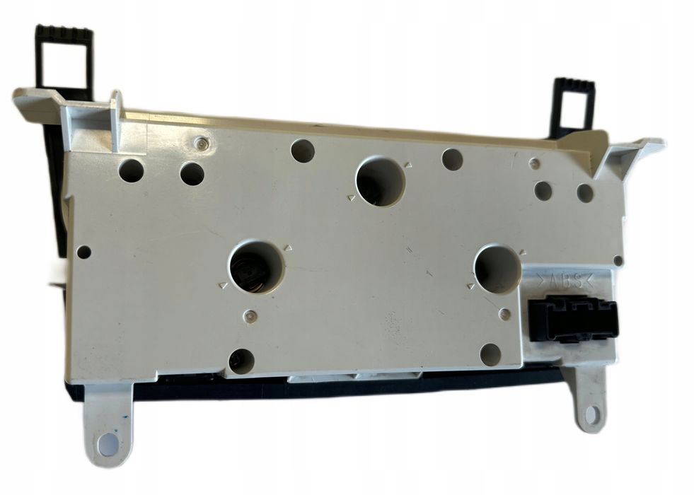 Panel Sterowania Nawiewami Klimatyzacją Mazda 3