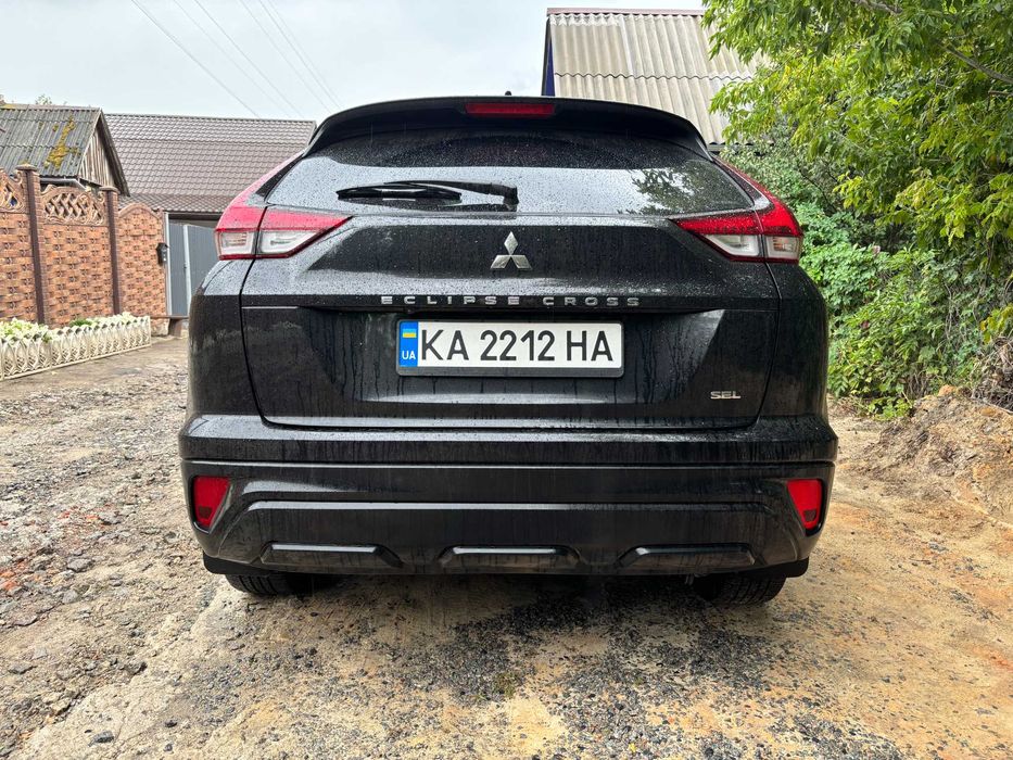 Mitsubishi Eclipse Cross 2023 SEL 1.5 (бензин) США