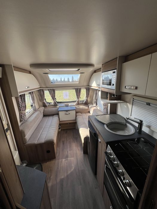 Przyczepa Kempingowa Solar,4 osobowa Swift Freestyle 2021