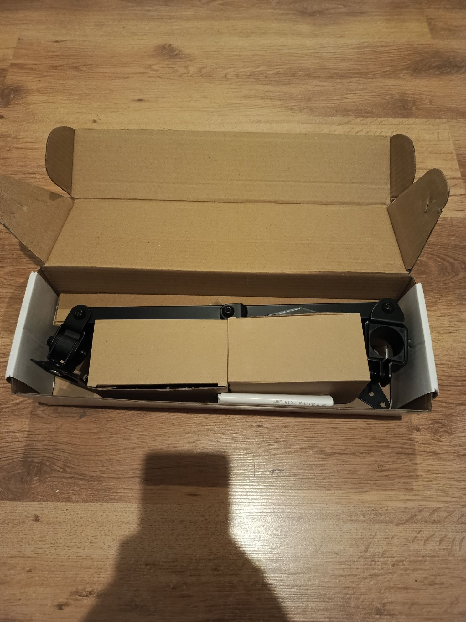 Ramie do monitora Silver Monkey UM-400