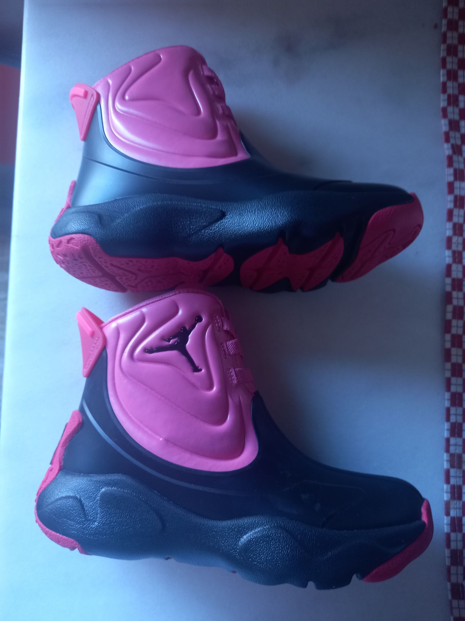 Botas Nike Air Jordan Drip 23 Impermeável Rosa/Preto EU 31