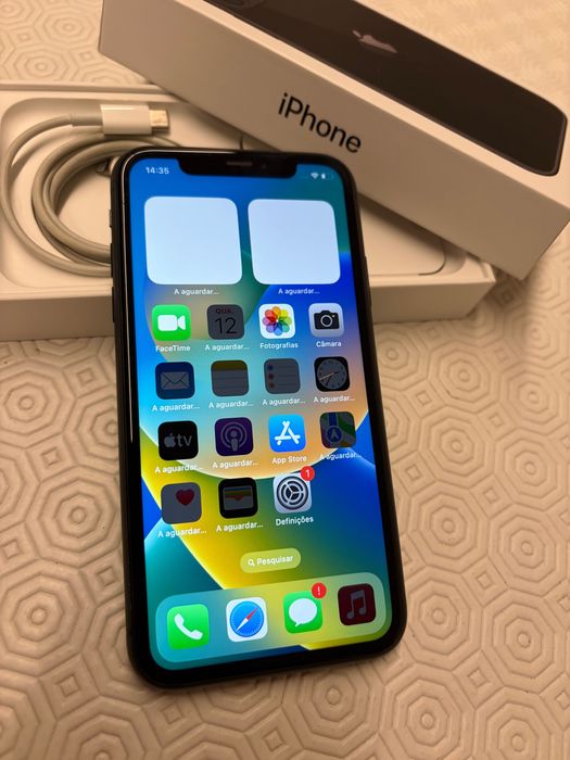 iPhone 11 64GB Preto em Excelente Estado