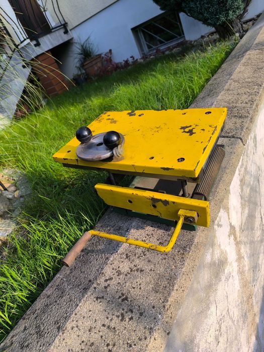 Piła Grubościowa  Polska