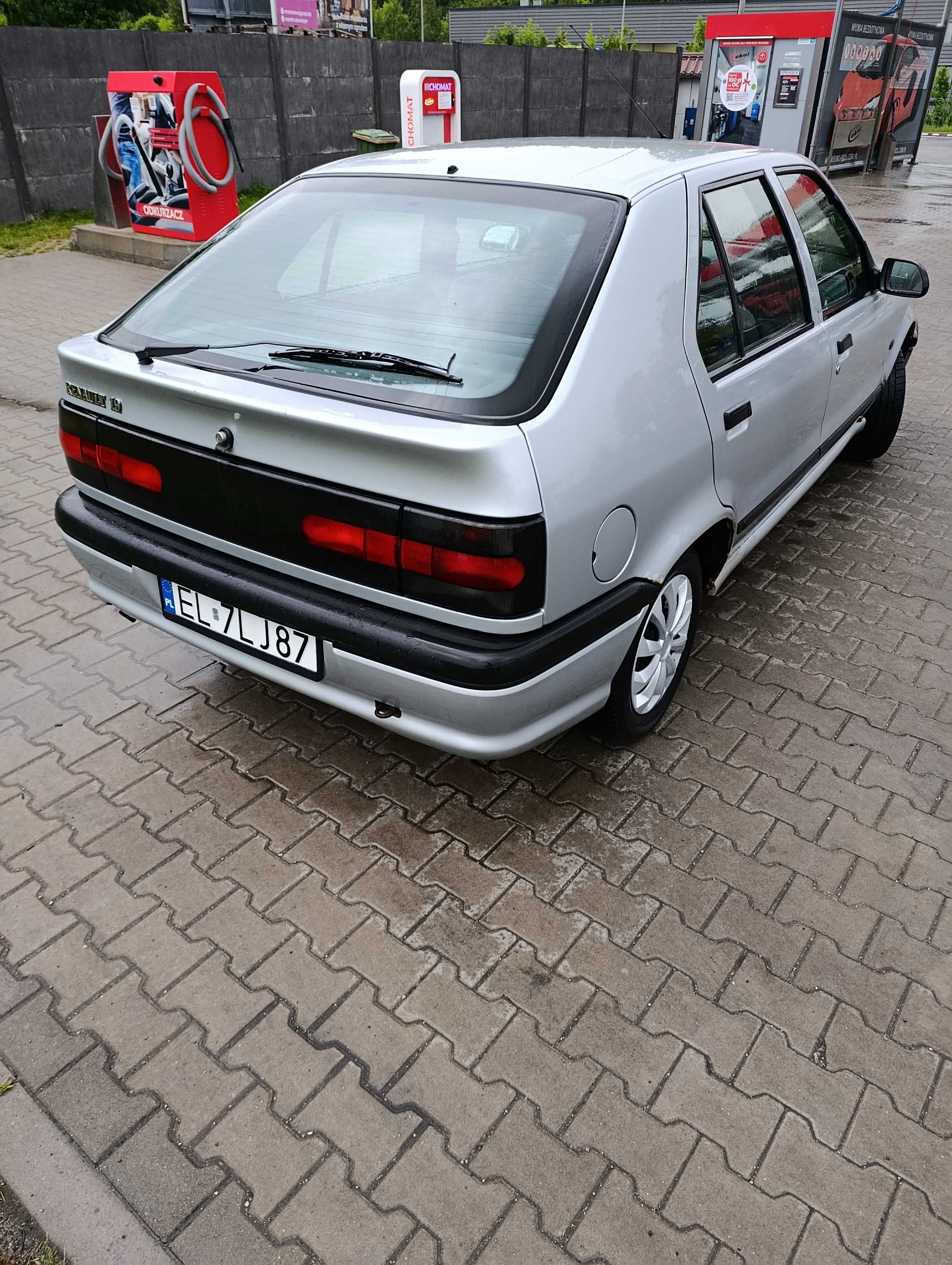 Renault 19 hatchback