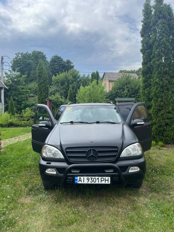 Продаю Mercedes-Benz ML350 2003 року
