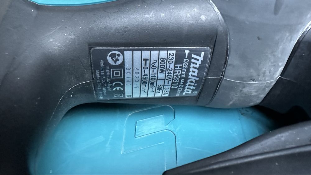 Młotowiertarka Makita HR2810