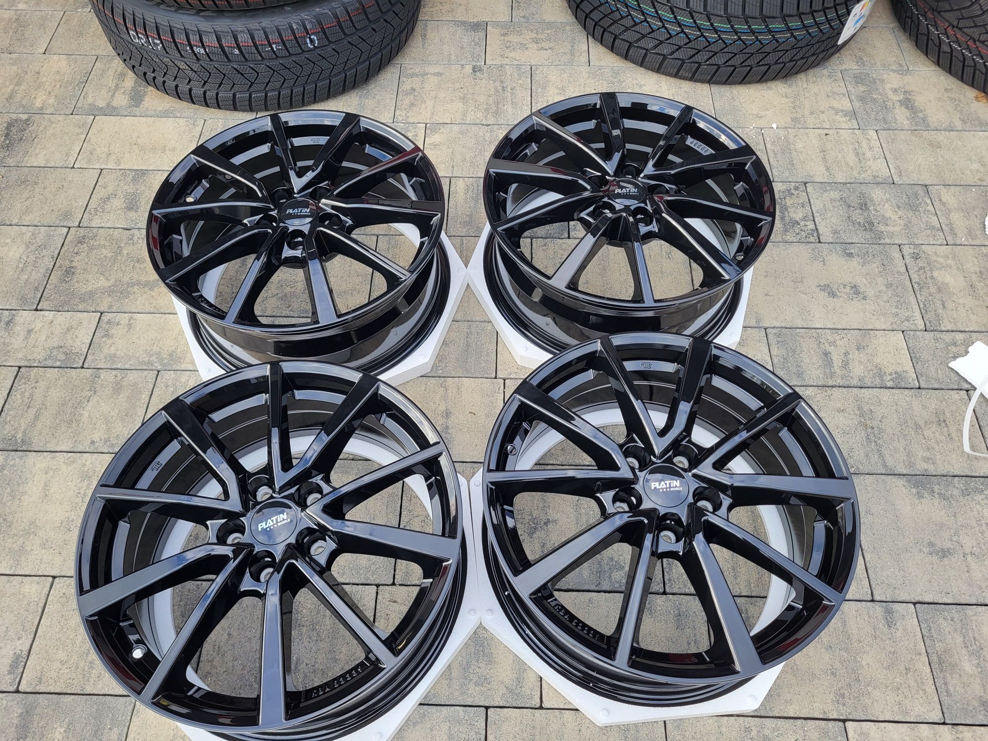 NOWE! Alufelgi 17" 5x114.3 ET45 HUYNDAI Kia Mazda Nissan Renault