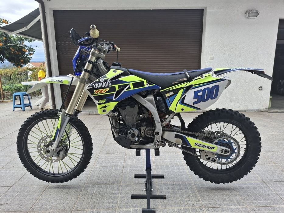 Yamaha yzf 250 matriculada