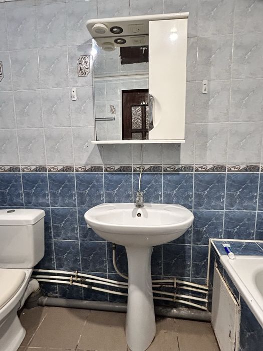 Раковинна, тубочка, шкаф, ванна, мебли в ванну, умывальник