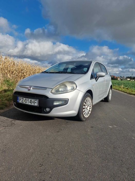 Fiat Punto Evo 2011 – idealny na pierwsze auto lub do pracy