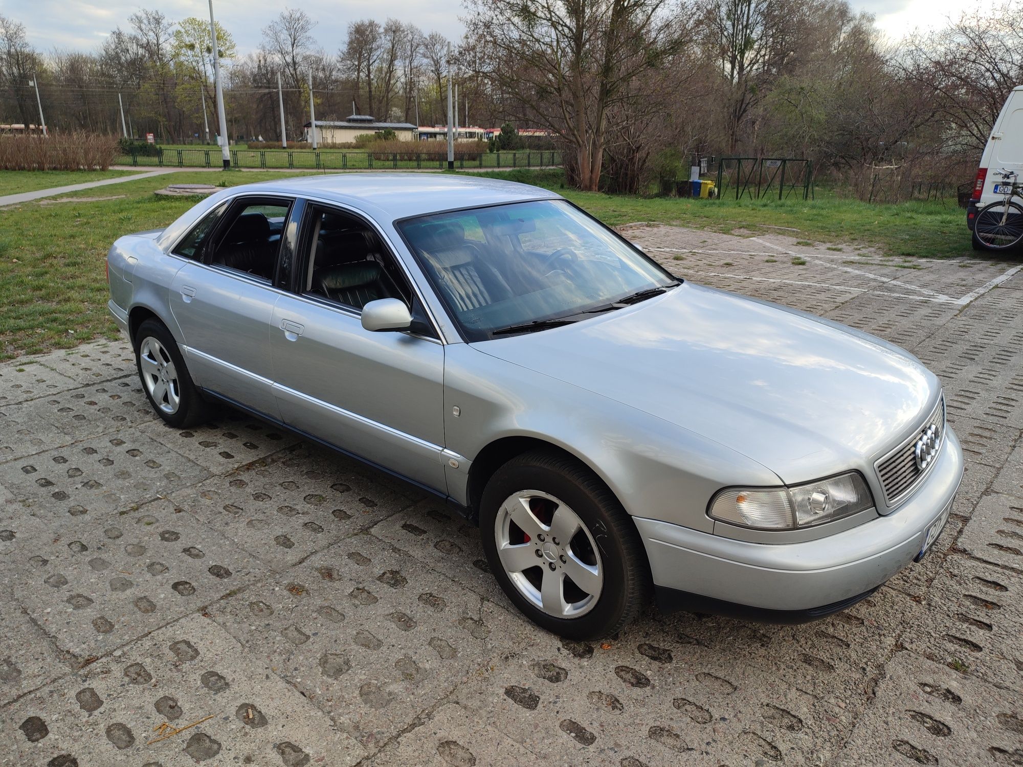 Audi A8 D2 LPG manual