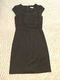 Sukienka "mała czarna" rozmiar S, krótki rękaw, przed kolana, klasyk