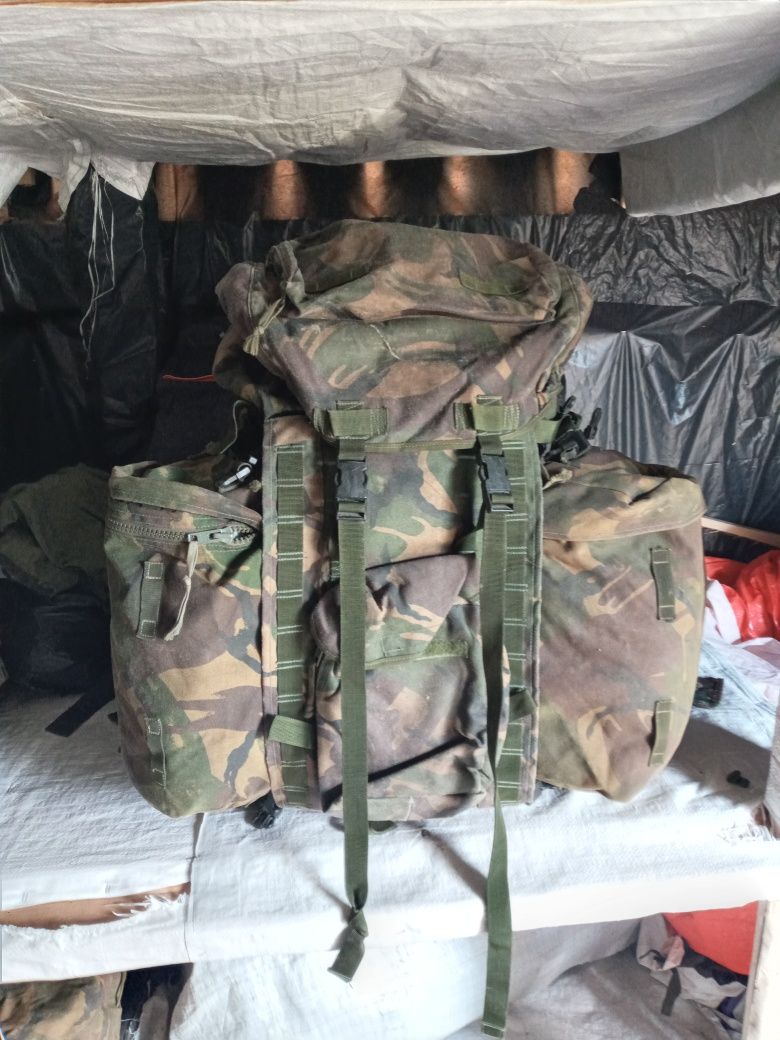 Продам рюкзак 1750грн Берген( гортекс непромокаючий)