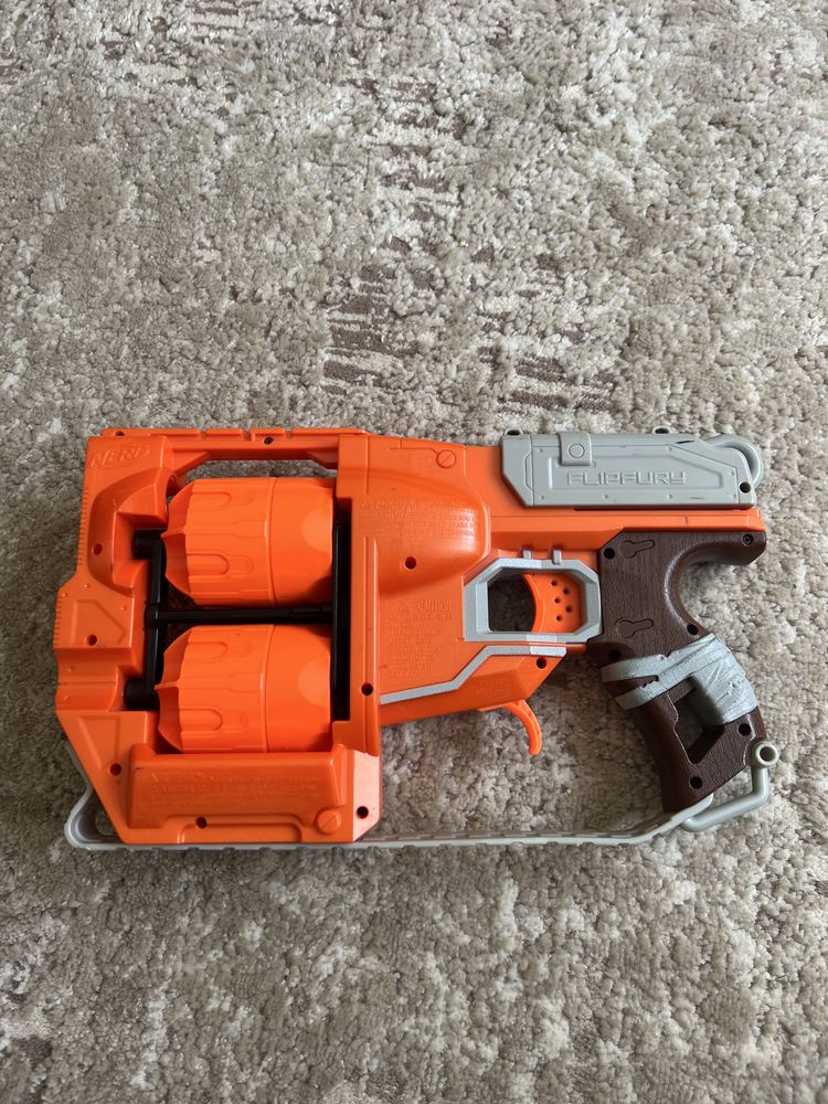 Пістолети Nerf Ньорф