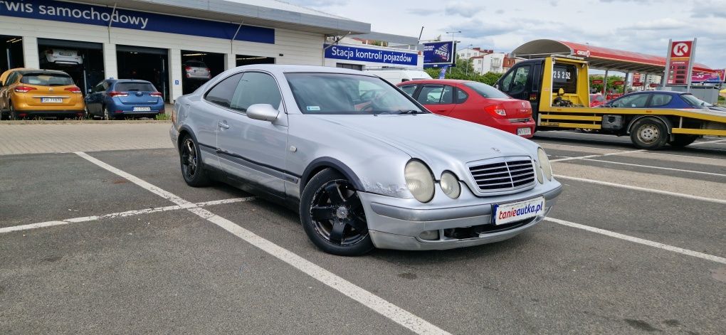 Mercedes CLK 2.0B//2000-Rok//Klimqtyzacja//Skory//Zamiana//