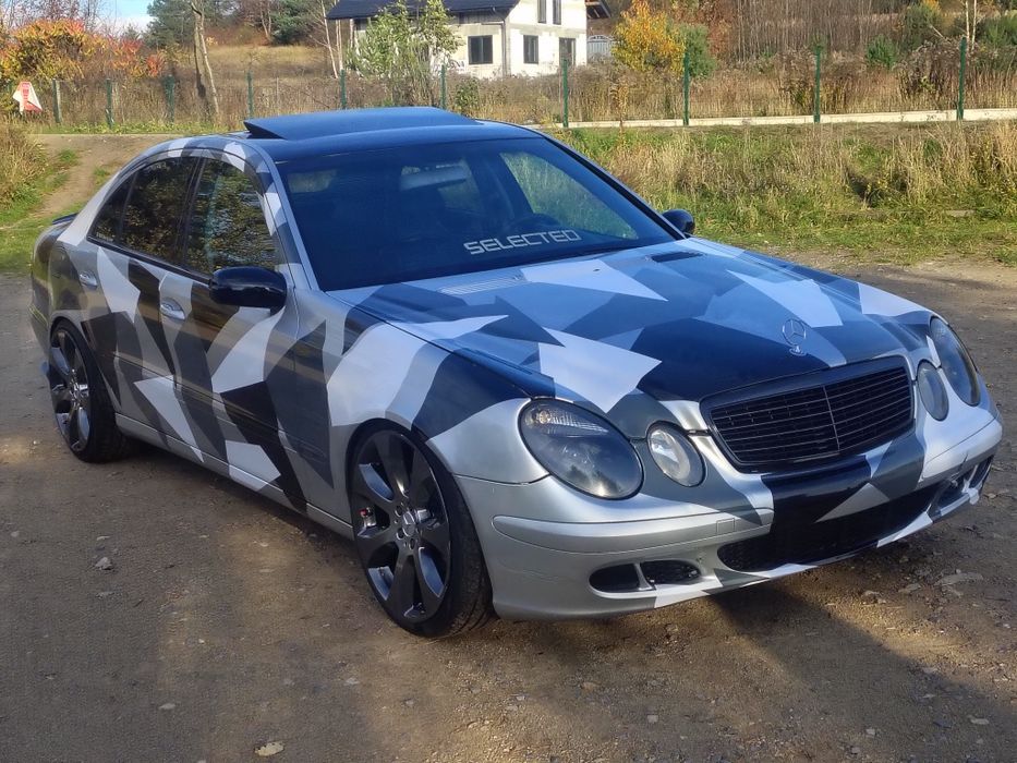 Mercedes W211 Kompressor • LED • E500 hamulce • 20” felgi • Bez rdzy!