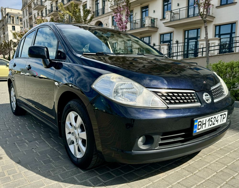 Nissan Tiida 1.6