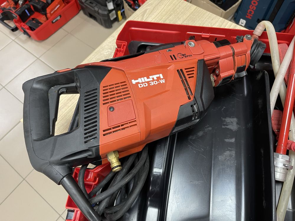 Hilti DD 30-W / бурова установка Хілті для анкерів та арматури