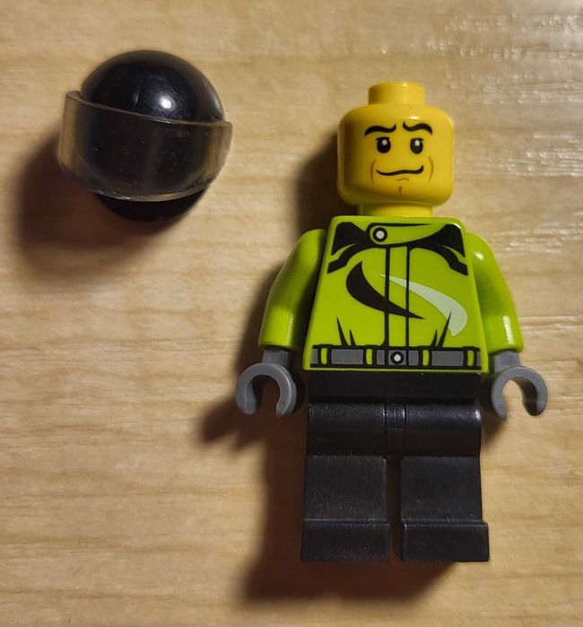 LEGO Figurka Kaskadera