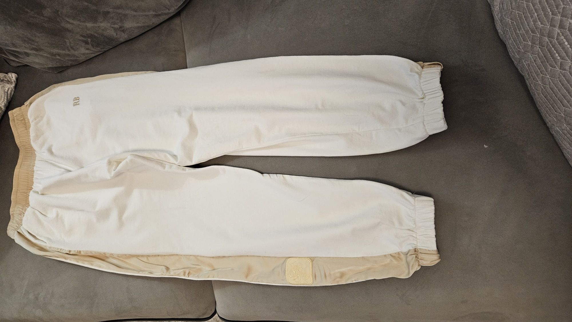 Dres włoski ecru Roberta Biagi 38