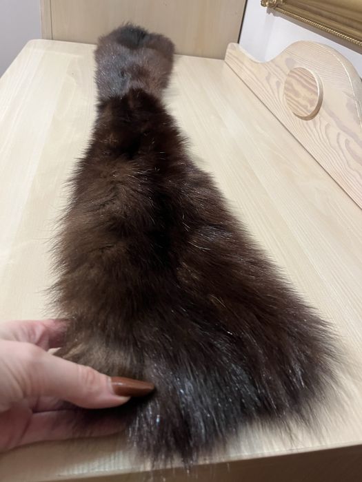 kołnierz szalik z futra naturalnego w kolorze czekoladowego brązu