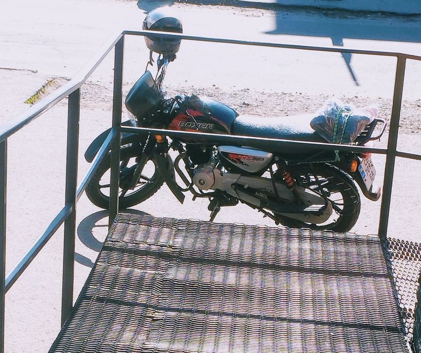 Bajaj  boxer 150X