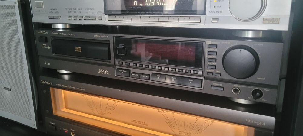 Odtwarzacz technics SL P477A