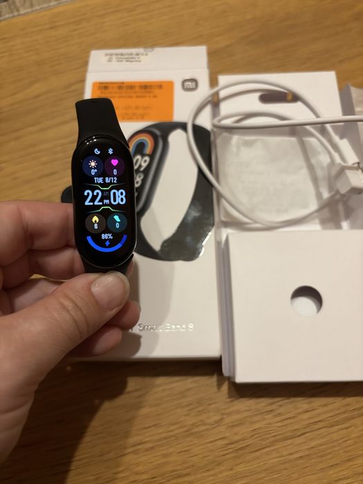 Xiaomi mi band 8