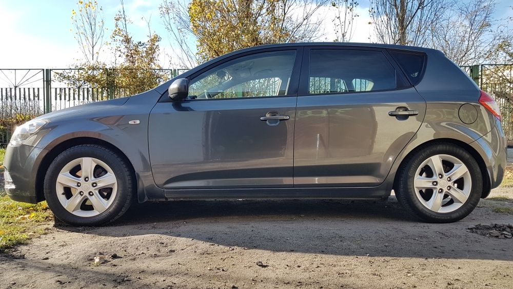 KIA CEED 1.4 90 KM 2009 r.