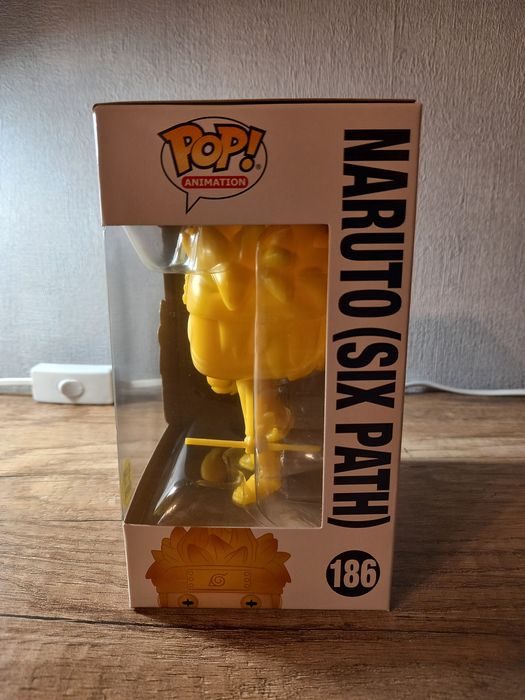 Funko pop Naruto six path Naruto glows