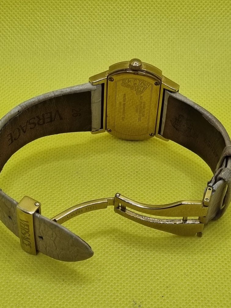 Часы Versace  psq99   на запчасти