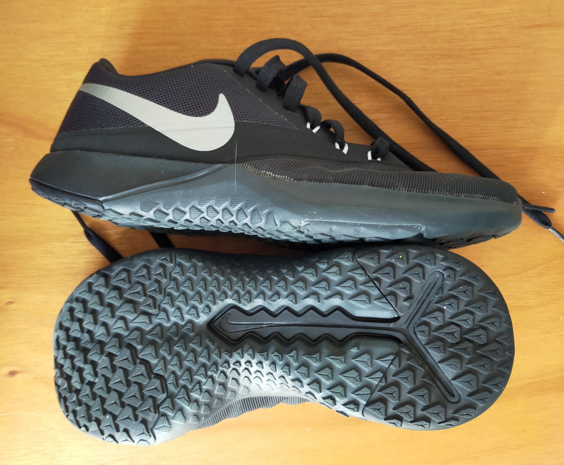 Ténis Nike Tam 39