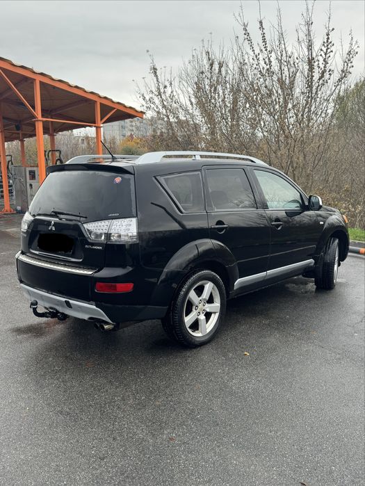 Mitsubishi Outlander XL 2.0d 2008 авто для ЗСУ