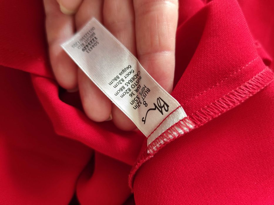 Sukienka na ramiączkach