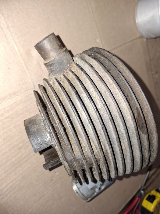 Oryginalny zmd cylinder+tlok shl 150 T/U S06 prl