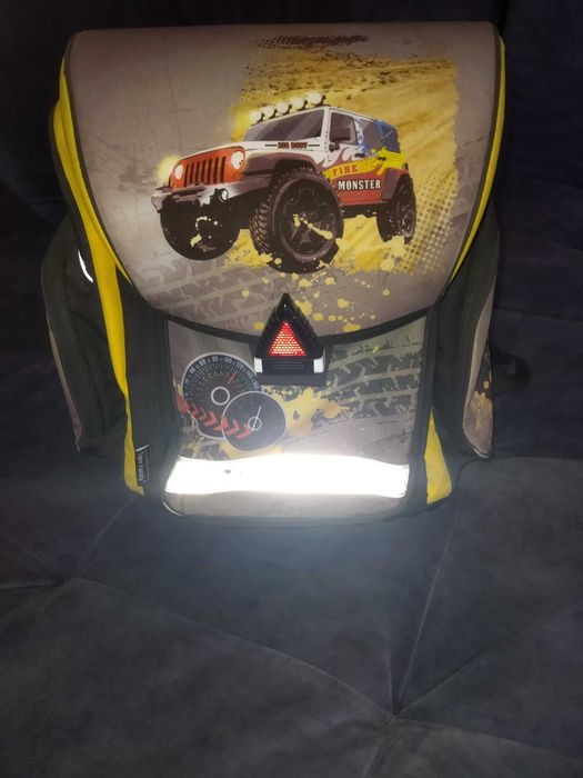 Шкільний каркасний ортопедичний рюкзак ранець портфель Tiger Famіly