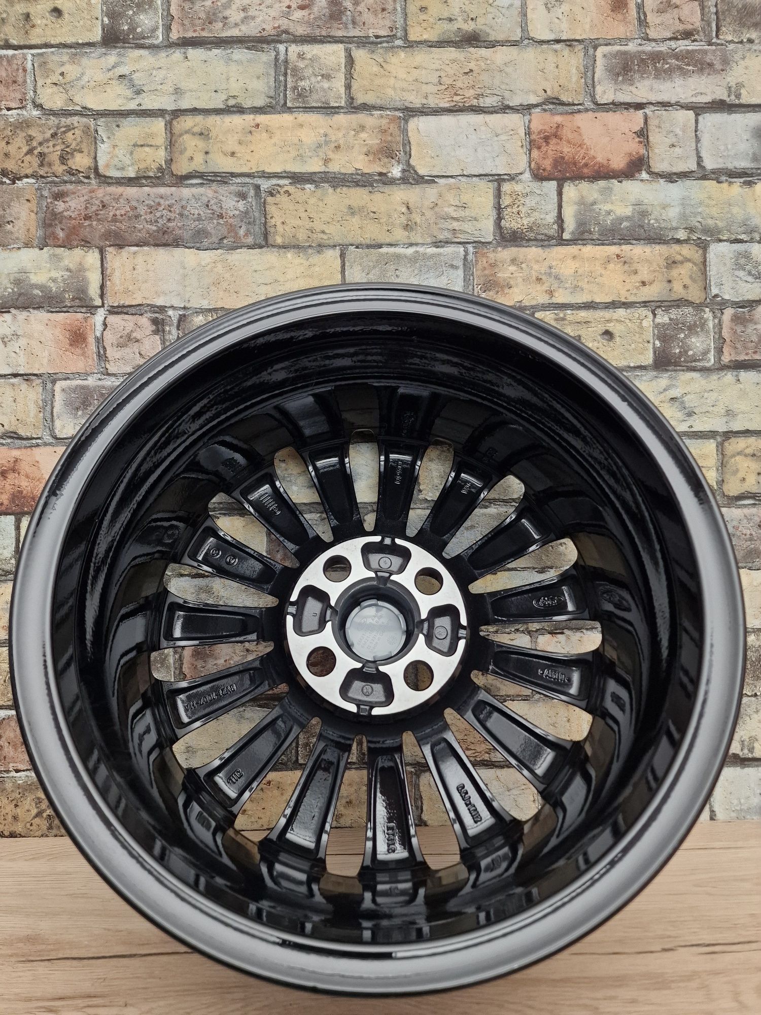 Felgi Aluminiowe 16' 4x108 FORD EcoSport Fiesta Focus Fusion Courier