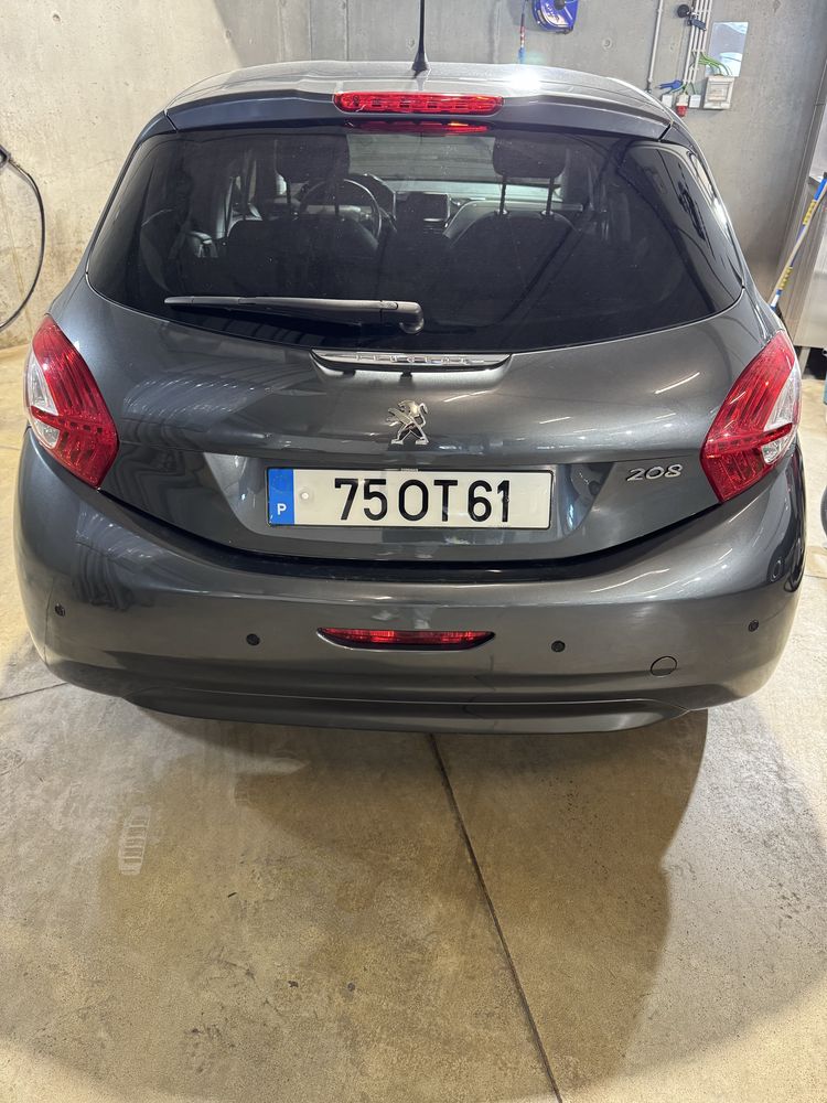 Peugeot 208 1.2 VTI ** 89000KMS** NACIONAL // DISTRIBUIÇÃO MUDADA