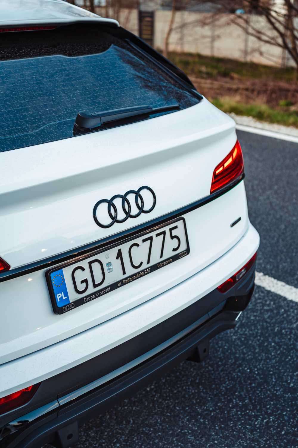 Wynajem Audi Q5 Quattro wypożyczalnia aut premium Poznań