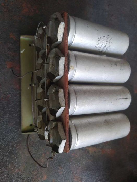 Конденсаторы Б/У 100 мкФ на 450/495В