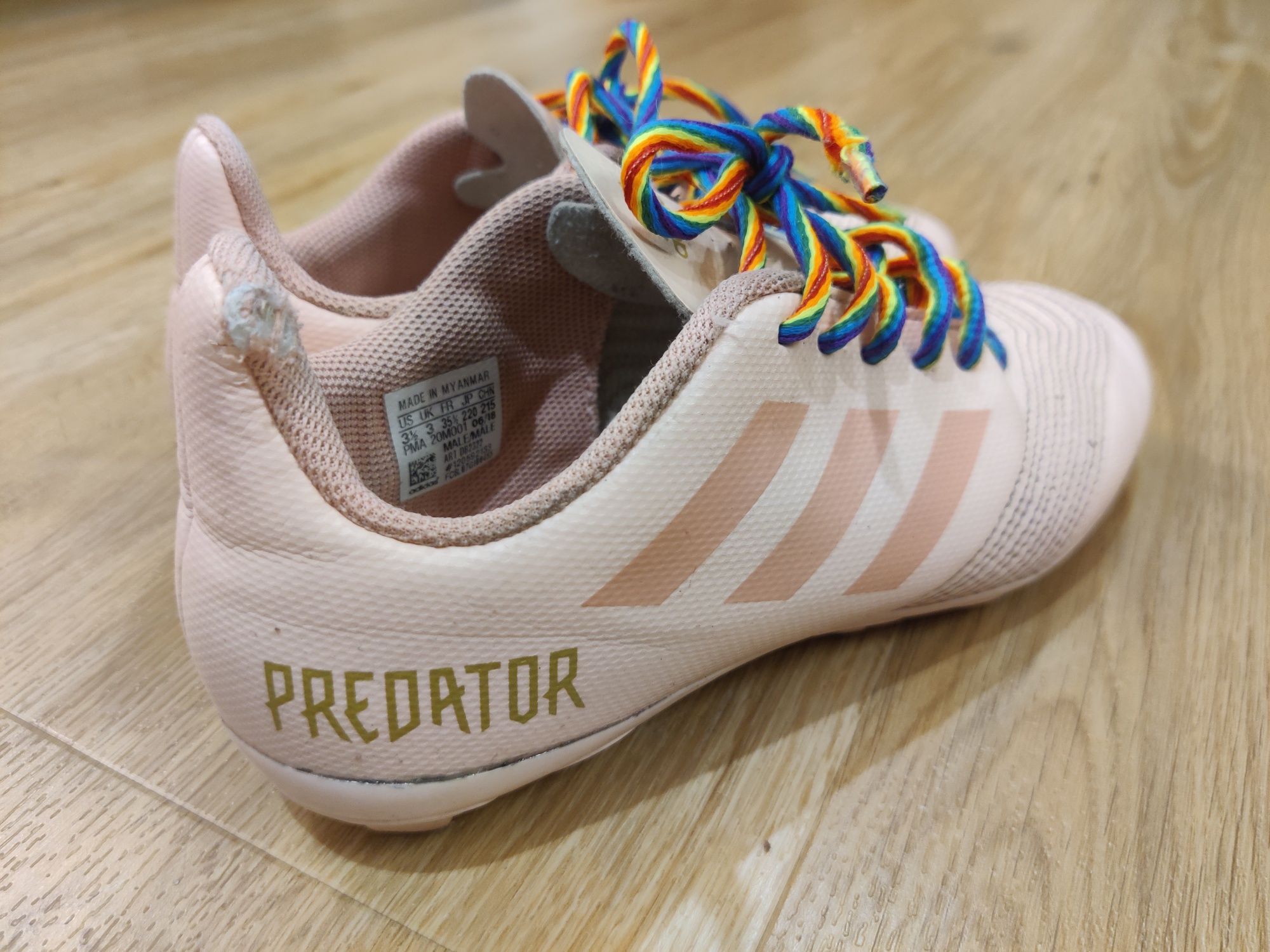 Korki lanki Adidas Predator różowe 35 / 35,5