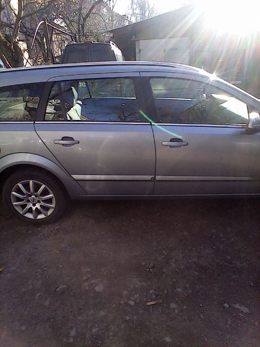 Opel Astra H 2005 (універсал)