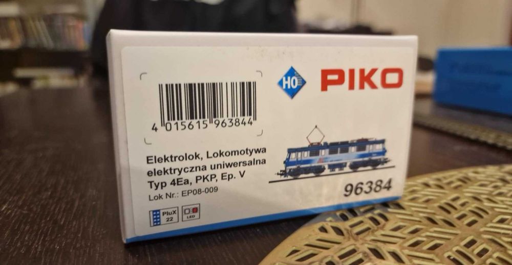 Piko-96384 PKP-VI: Elektrowóz EP08-009 "PKP ICC"