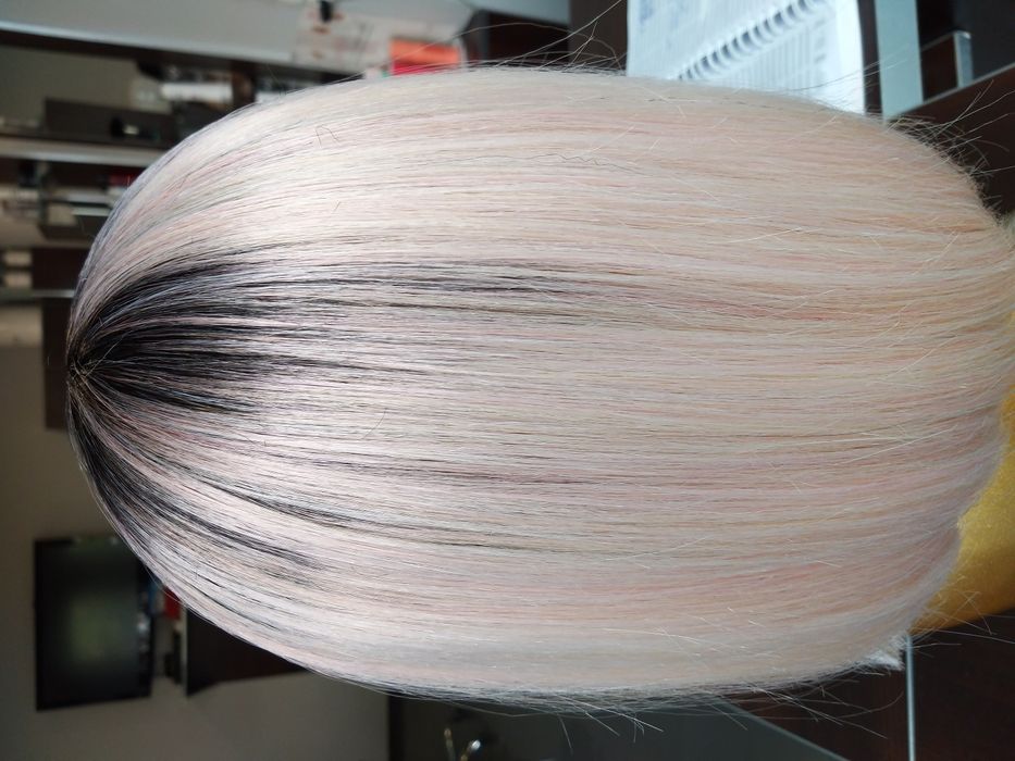 Peruka Hit !sztuczna blond różowa proste grzywka Sensationnel Talia