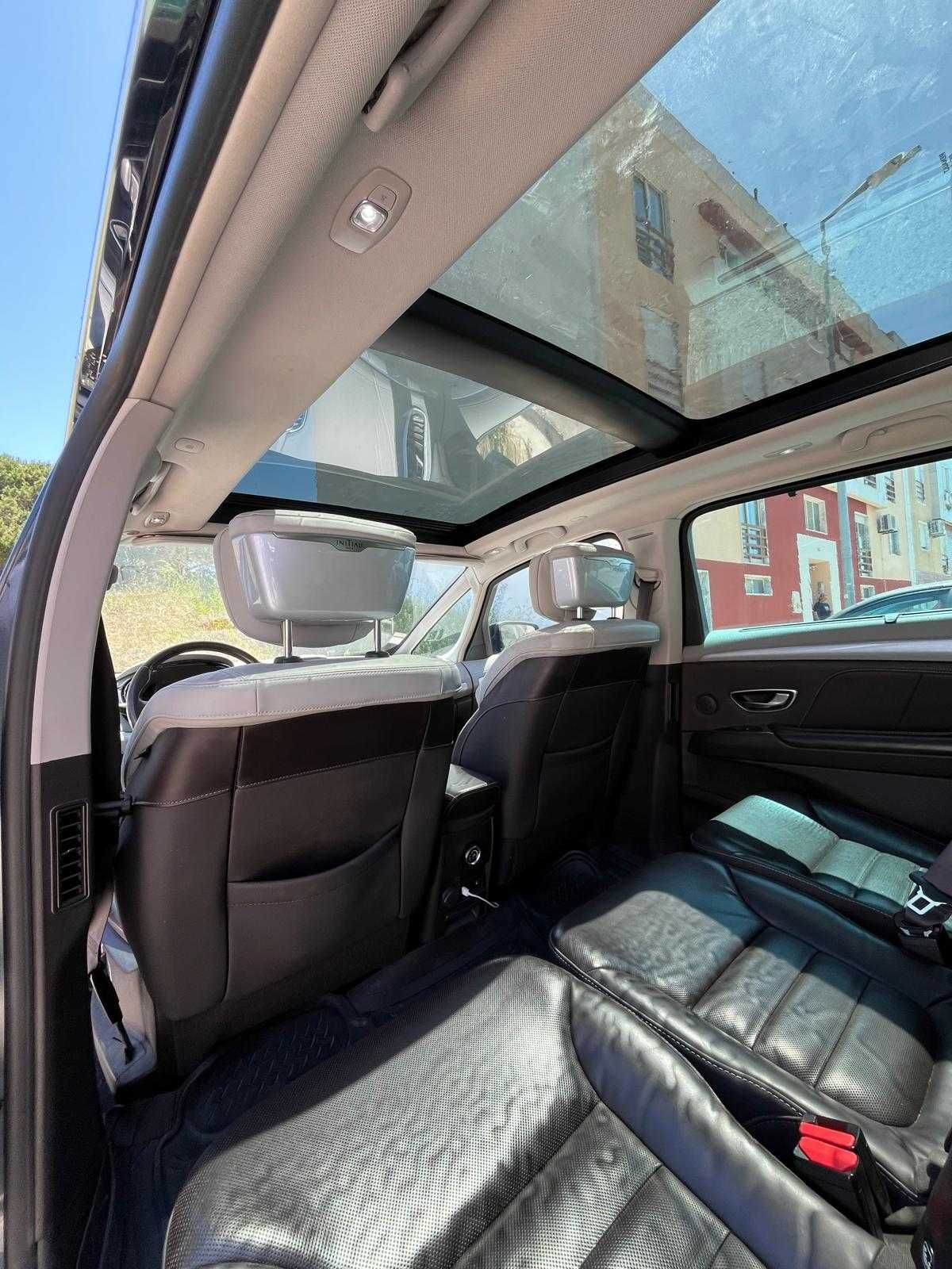 Renault Espace Initiale Paris