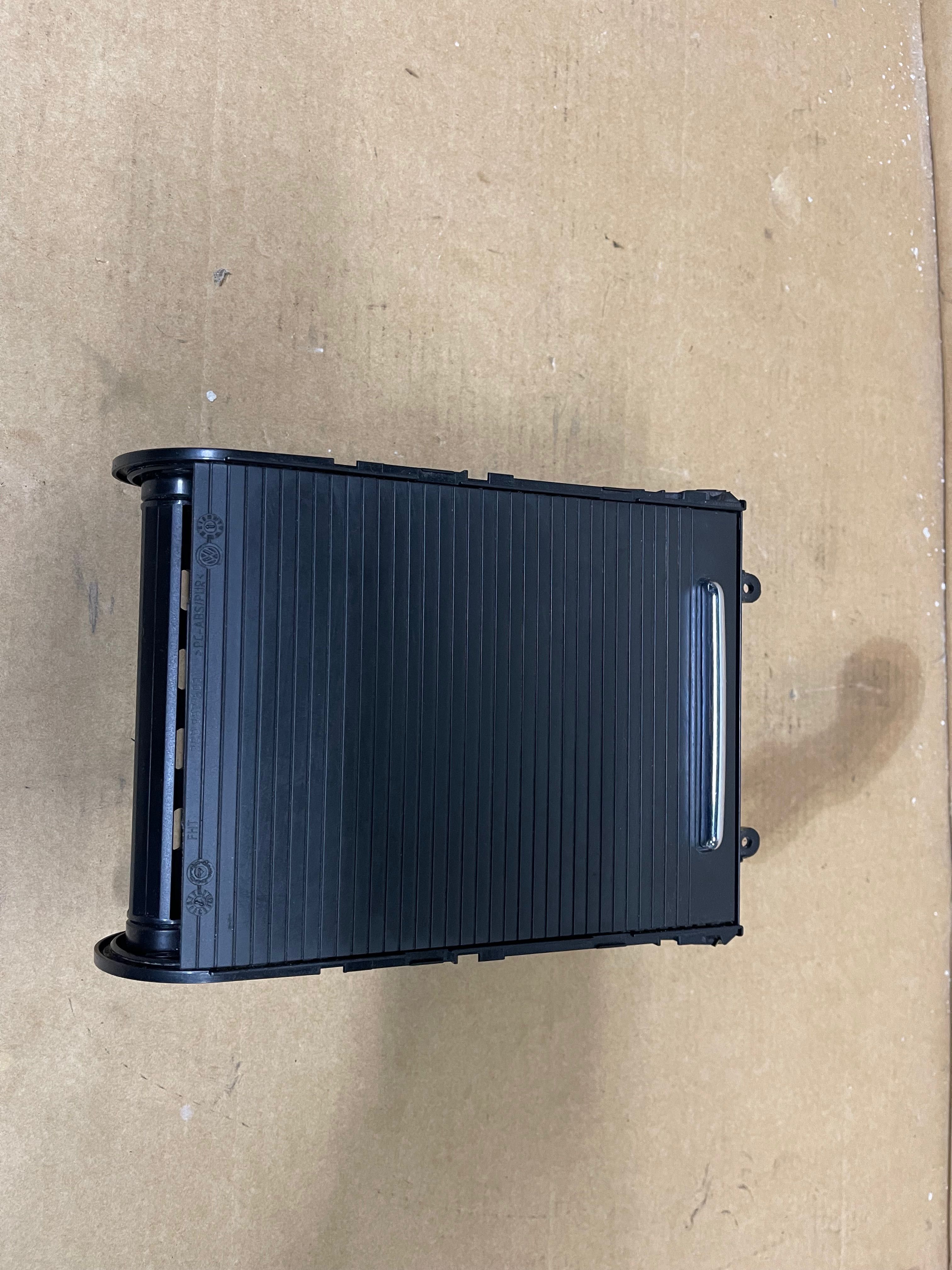 PORTA COPOS COMPARTIMENTO ARRUMAÇAO DA CONSOLA VW PASSAT B6