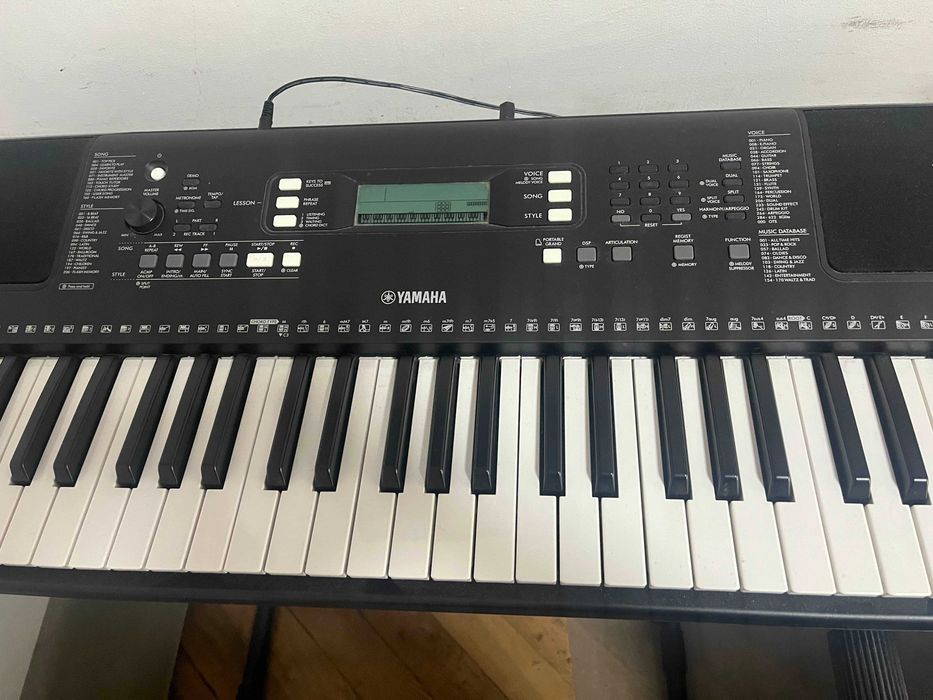 keyboard yamaha psr-e373 + statyw stan idealny