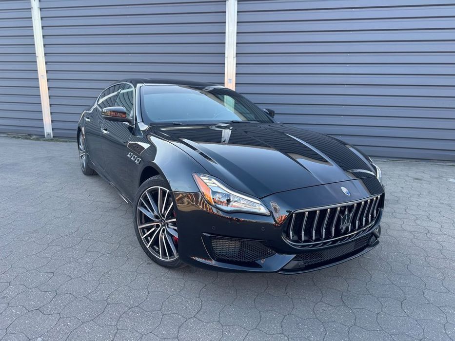 Maserati Quattroporte Modena 3.0 V6 430KM, niski przebieg, pełny LIFT, nowe opony zimowe