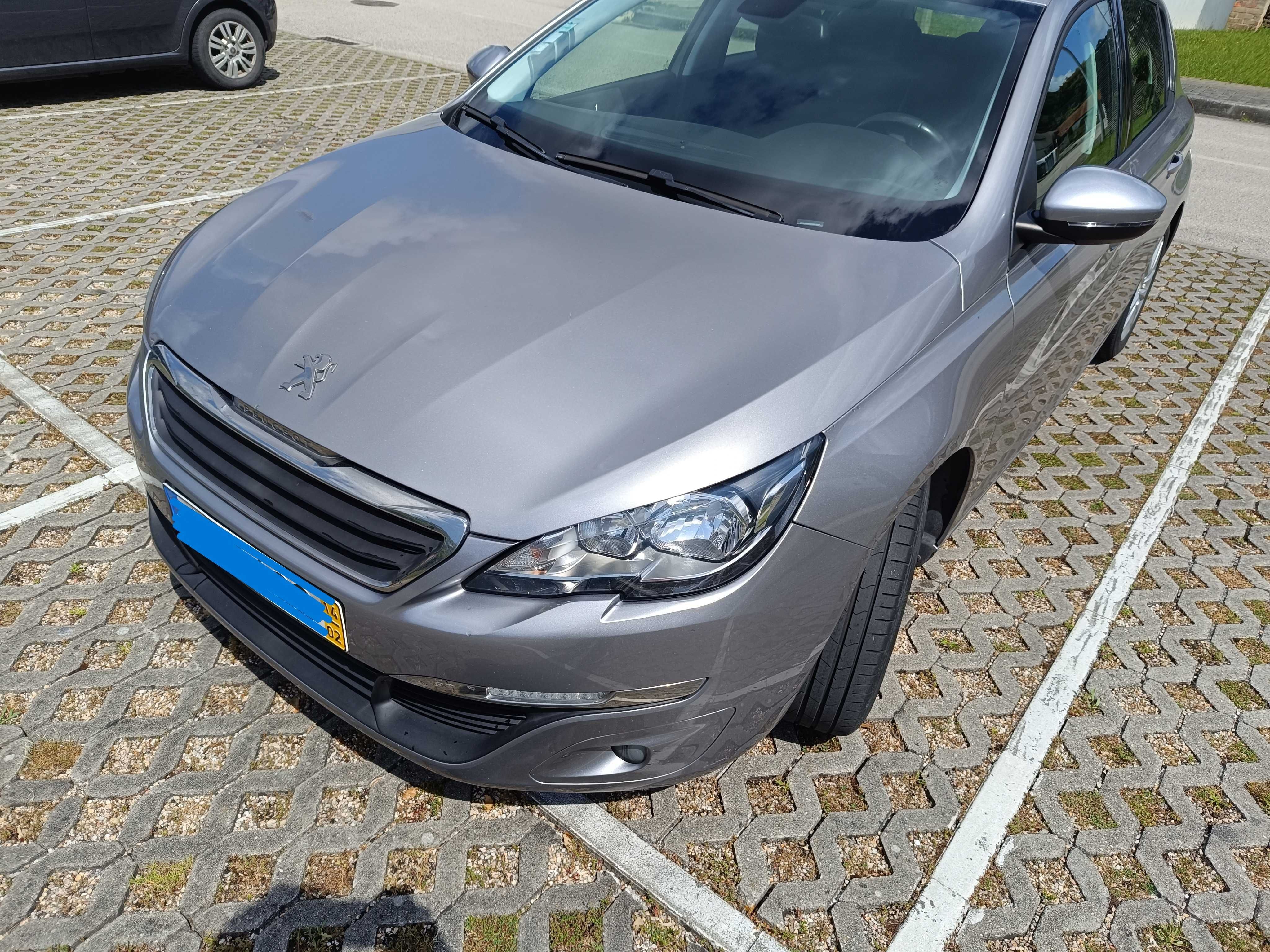 Peugeot 308 ACTIVE 1.6 HDI com revisões na marca