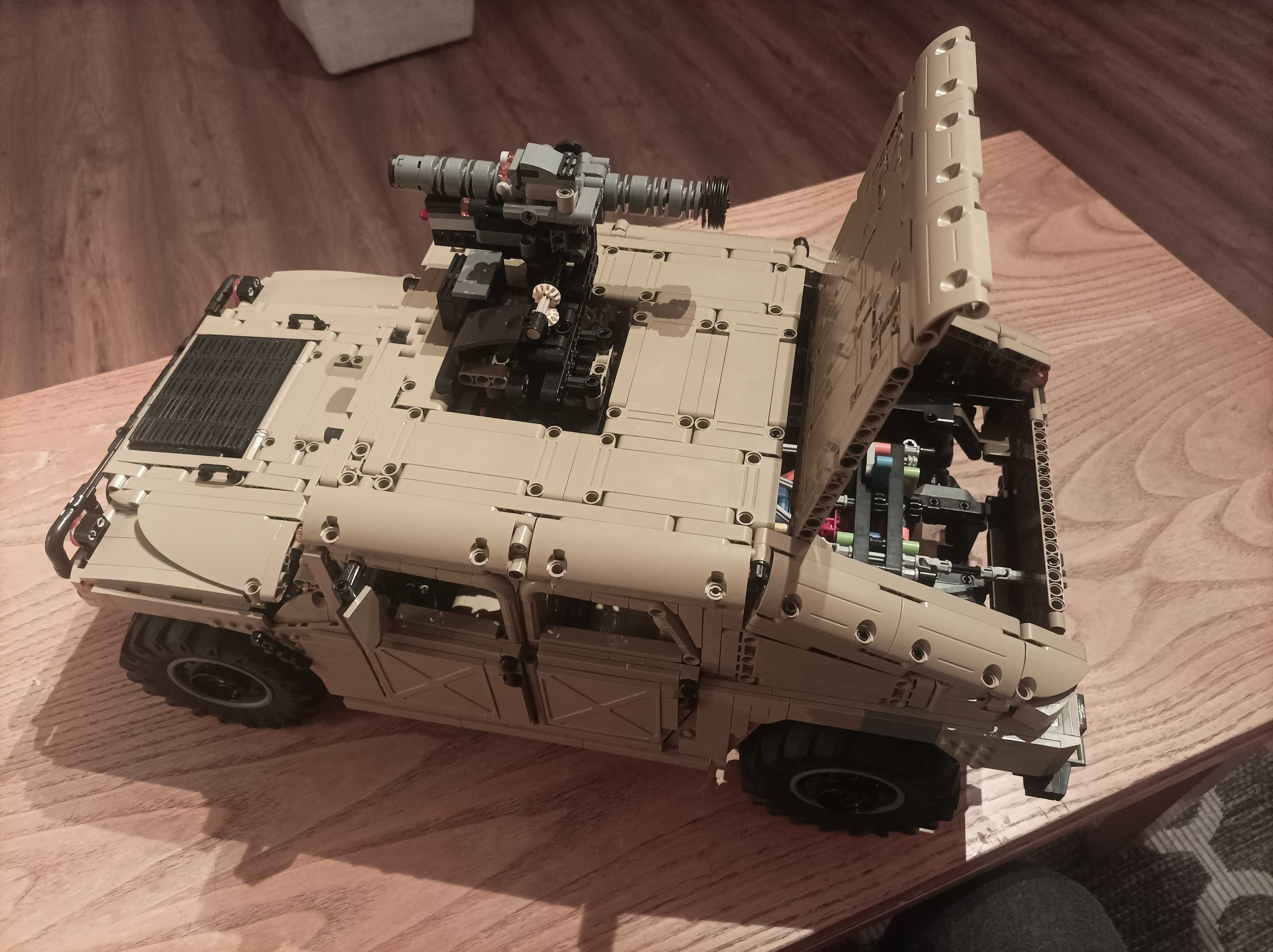 Klocki CaDa Humvee